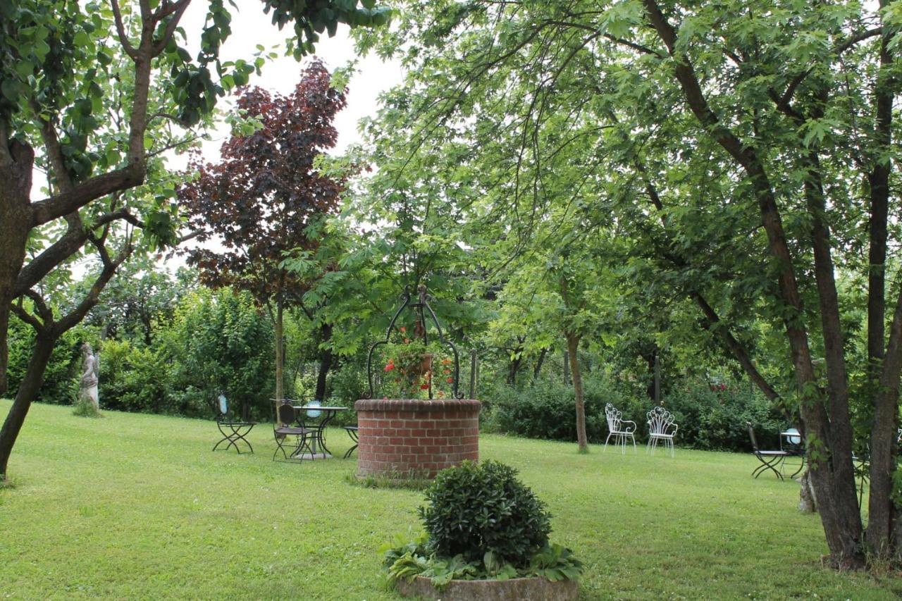 Villa Viola Тортона Екстериор снимка