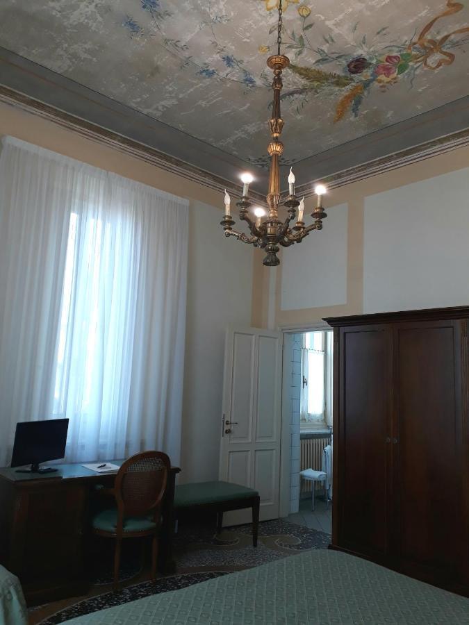 Villa Viola Тортона Екстериор снимка